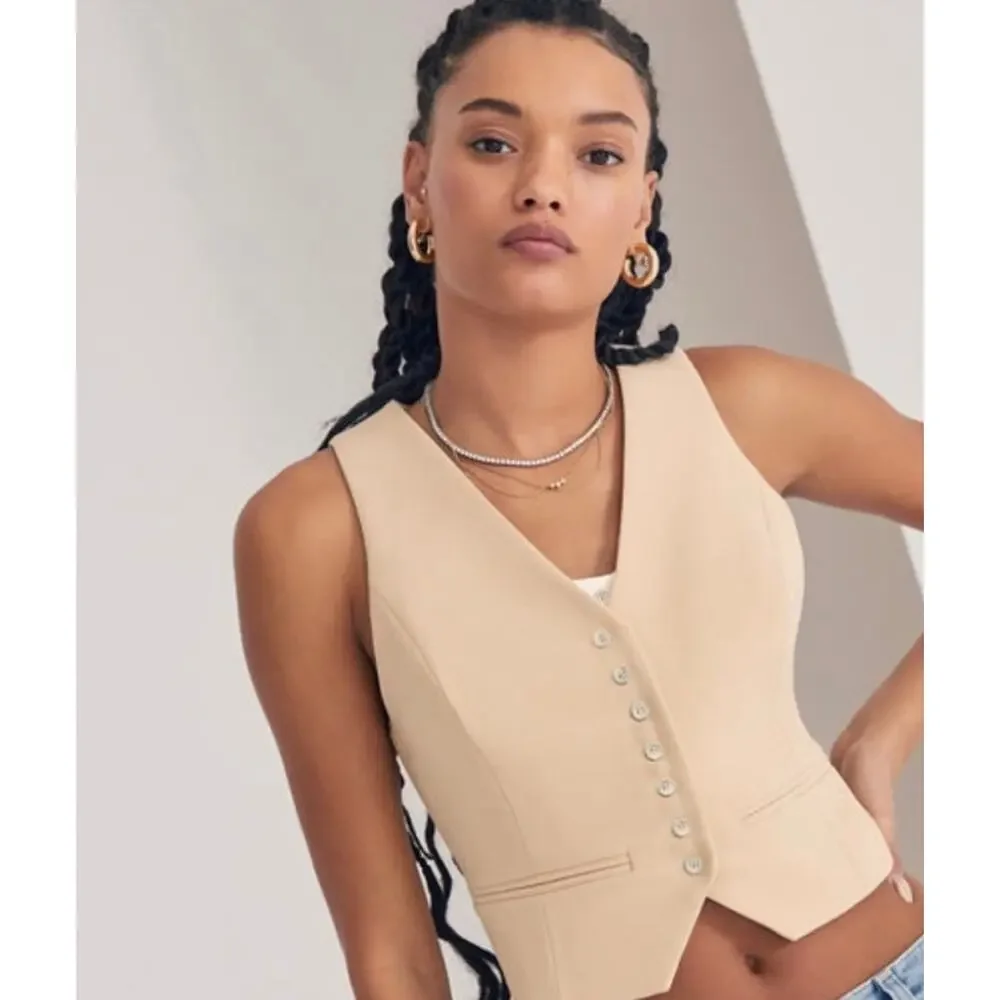 Favorite Daughter Beige Tailored Vest - Picture 2 of 9